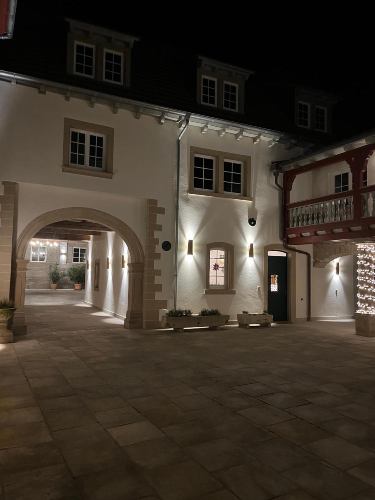 Karlbacher Domizil Ferienwohnungen Grosskarlbach Buitenkant foto